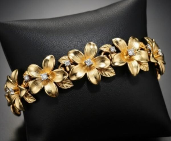 18K Yellow Gold Jasmine Flower Bracelet